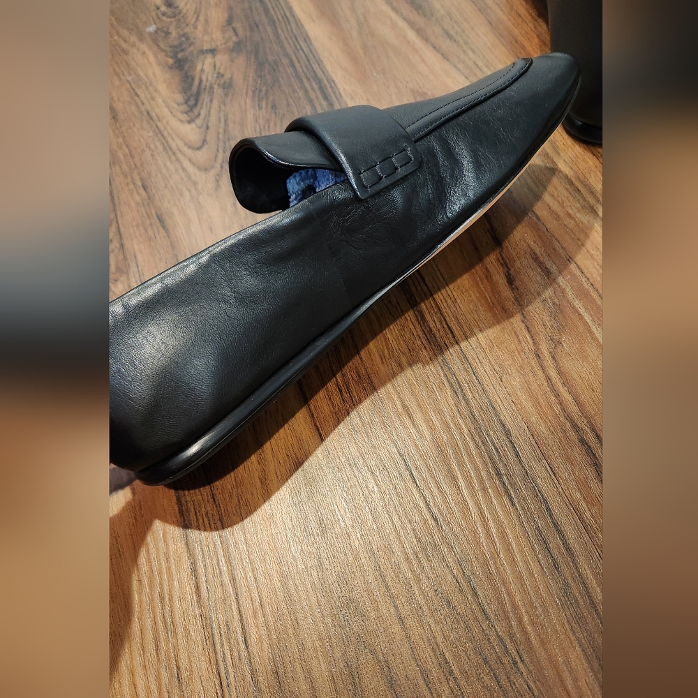 Women's Vince Davis Black Leather Slip-On Loafers size 7.5 - Picture 8 of 11